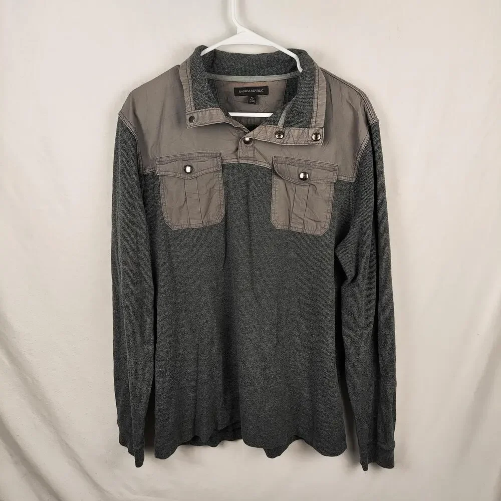Banana Republic Sweater Mens XL Gray Collared Henley Chest Pockets Long Sleeve